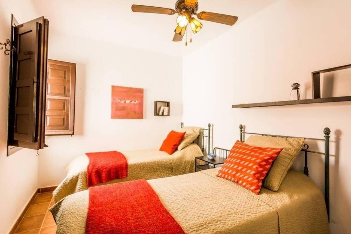 Stunning 2 Bed Penthouse In Tuhillo, Area
