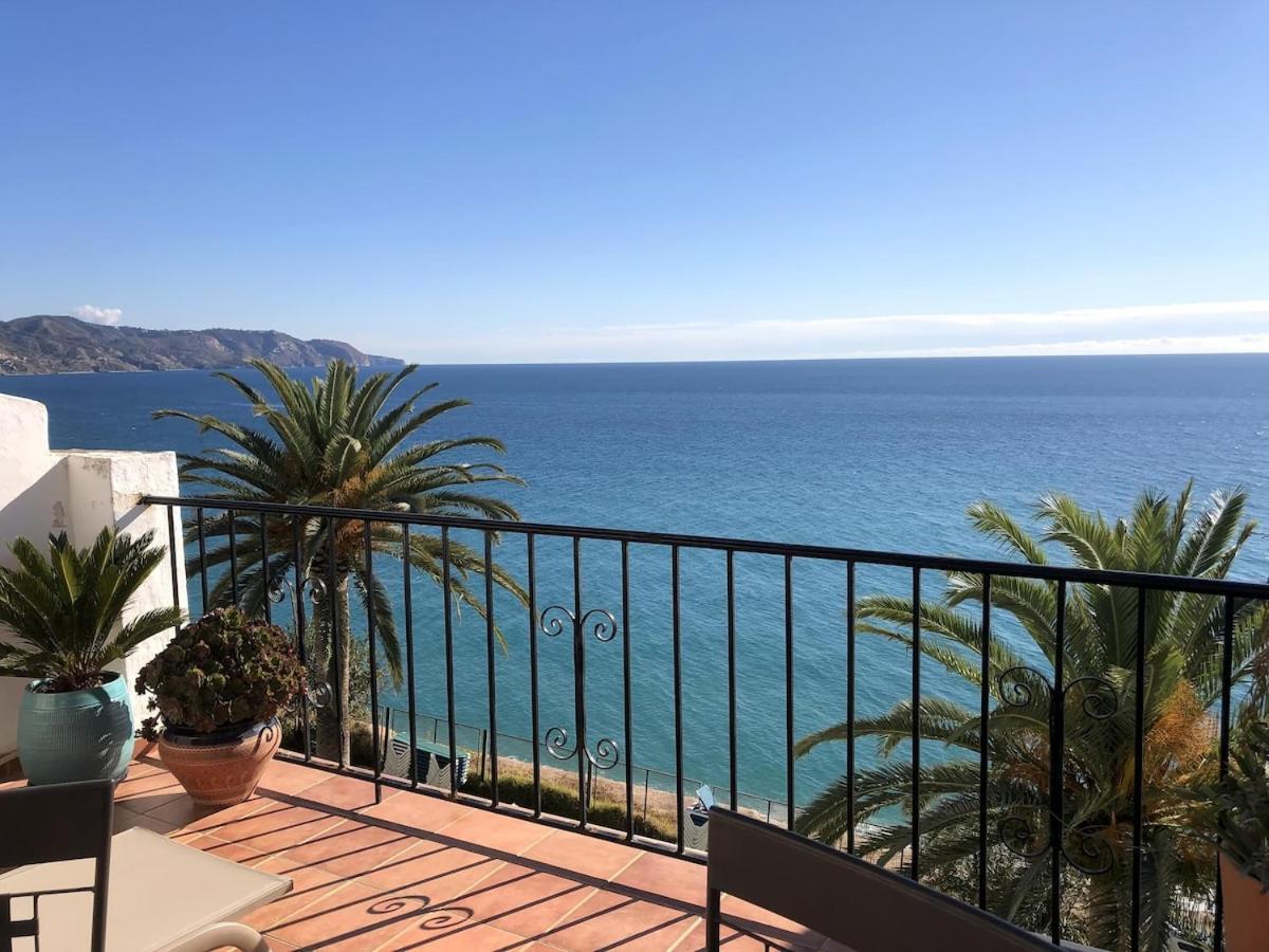 Stunning 2 Bed Penthouse In Tuhillo, Area Appartement